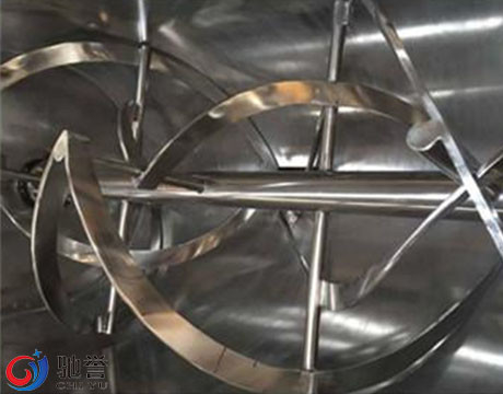 真空のコンベヤーが付いている横のリボンの混合機の粉のミキサー